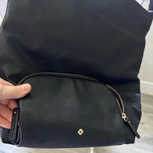 Samsonite convertible backpack EUC 14” x 14” x 4”